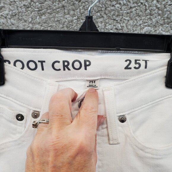 J Crew 9" Demi-Boot Crop Jean in white wash Womens Size 25T Raw Hem - Picture 7 of 12